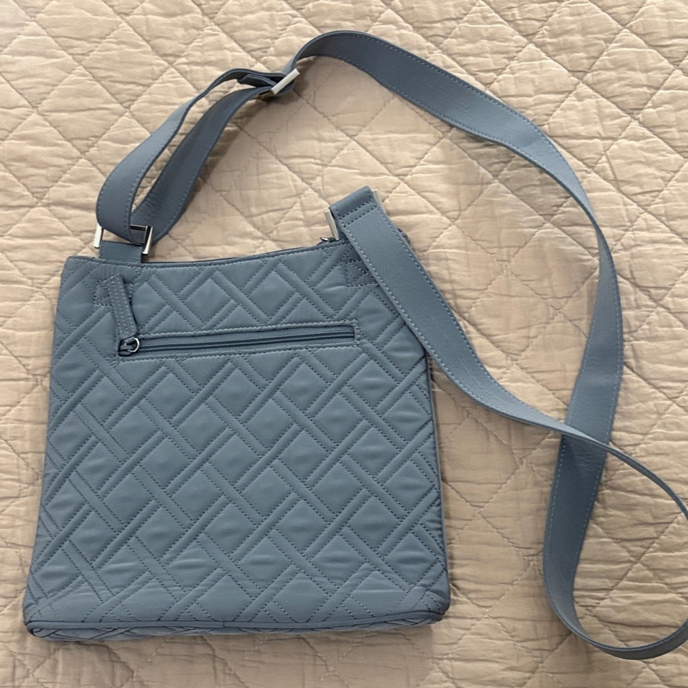 Vera Bradley Blue Quilted Crossbody Bag - Picture 3 of 6